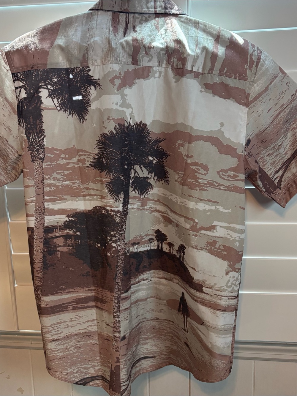 ELXR Short-Sleeve Button-Down Shirt in Brown and Cream Palm Print